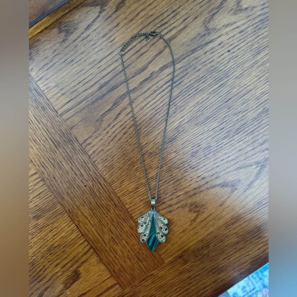 ZAN Lucinda Fan Gold Leaf Pendant Necklace